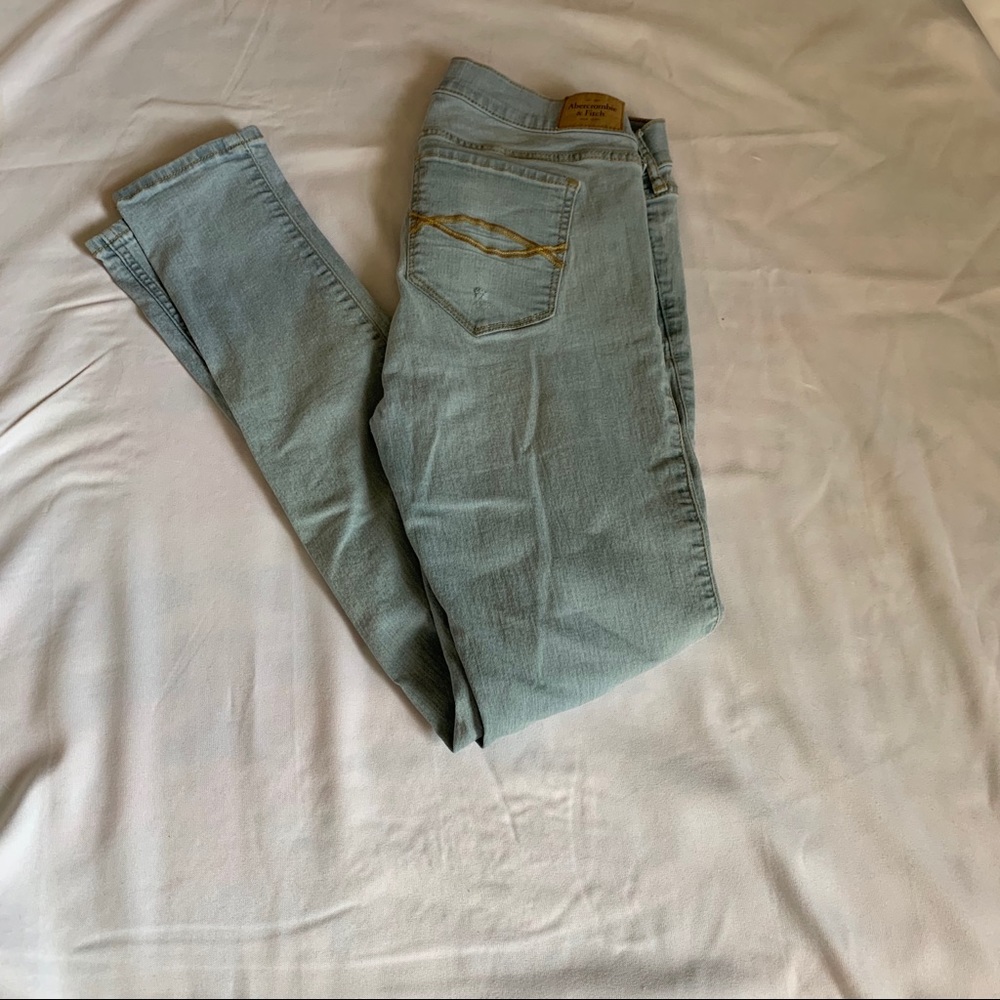 Light Denim Jeans No Rips